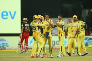 பெங்களூரு அணிக்கு 226 ஓட்ட வெற்றியிலக்கை நிர்ணயித்த சென்னை