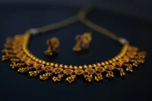 தவறான வழியில் செல்பவர்கள் யாரும் வியாபாரிகள் இல்லை