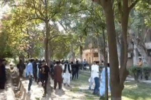 தைவானுக்கு ஆயுதங்களை வழங்கும் அமெரிக்கா, ரஷ்யாவிற்கு ஆயுதங்களை வழங்காதீர்கள் என ஏன் சொல்கிறது – சீனா கேள்வி!