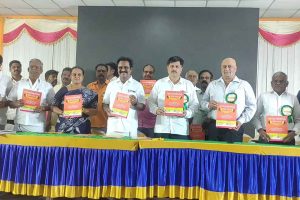 கனவு நகரமான பாரிஸ் குப்பை நகரானது – கடும் நெருக்கடியில் மக்கள்
