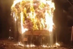 மூன்று நாட்களில் ராகுல் காந்திக்கு மீண்டும் பதவி