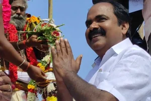 இவருக்கு ஆன்லைனில் ரம்மி விளையாடும் பழக்கம் ஏற்பட்டது