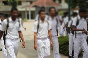 பிரித்தானியாவில் நூற்றுக்கும் மேற்பட்ட ரயில்கள் இரத்து!
