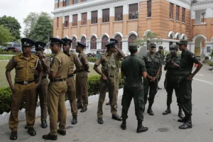 மிகுந்த ஆபத்துகளை ஏற்படுத்தும் AI – எச்சரிக்கும் தொழில்நுட்பத்தின் தலைவர்