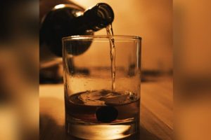பிரித்தானியாவில் கடும் வெப்பம் தொடர்பில் சுகாதார எச்சரிக்கை