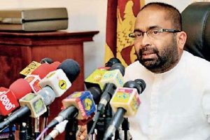 விவசாயிகளின் கையில் இனி துப்பாக்கி ? விவசாய அமைச்சர் பணிப்புரை