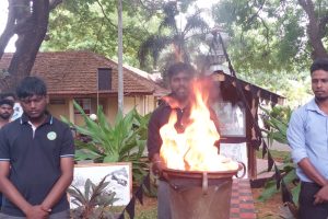 வறுமையில் வாடும் மக்கள்: சமுர்த்தி கொடுப்பனவுகளையும் இடை நிறுத்தும் அரசாங்கம் – மக்கள் விசனம்