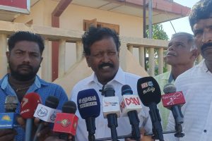 என்னையும் அட்ஜஸ்ட்மென்ட் செய்ய கூப்பிட்டார்கள்… பிரபல நடிகை ஓபன் டாக்