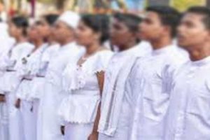1000 அடி உயரத்தில் சிக்கிக்கொண்ட மாணவர்கள்- ஆசிரியர்கள்; மீட்பு பணி தீவிரம்