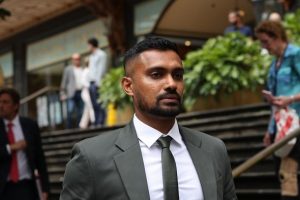 சண்டையிட நான் தயார் – நேரம் இடம் கேட்டு சொல்லுங்கள் – சீமான் பதிலடி