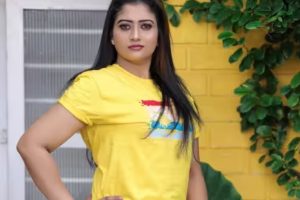 கண்டி – தலதா மாளிகைக்குச் சென்று வழிபாடு செய்த இந்திய நிதி அமைச்சர்