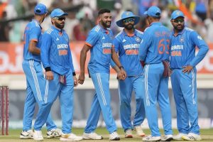 யாழில் சக மாணவனை தாக்கிய குற்றச்சாட்டில் 4 மாணவர்கள் கைது