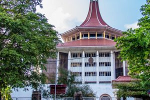 பிரான்ஸ் தலைநகரில் சிறுவனுக்கு நேர்ந்த கதி – மூவரை தேடும் பொலிஸார்