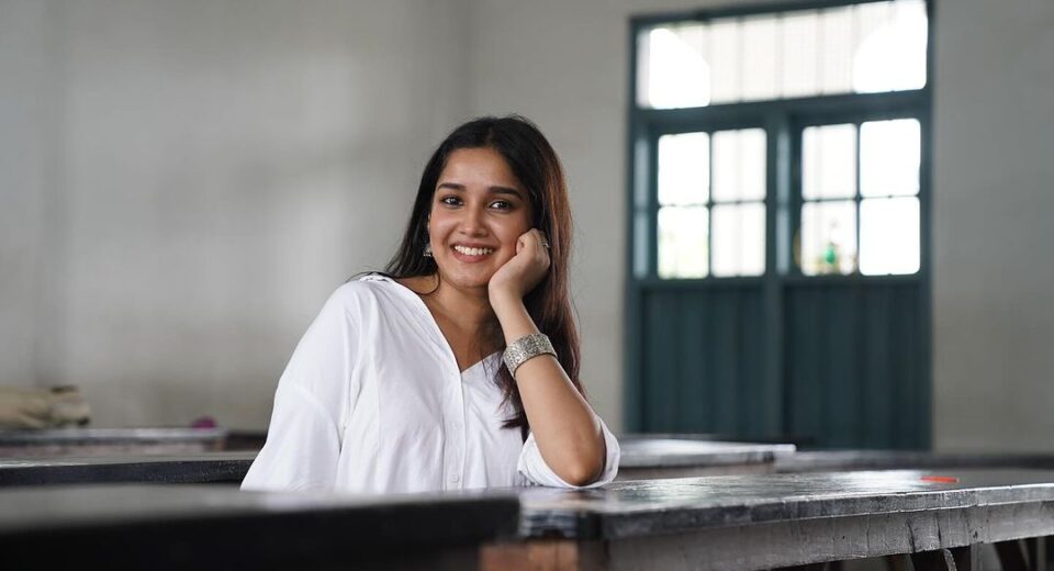 actress anikhasurendran