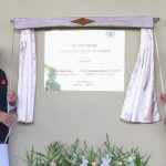 புதிய டெஸ்லா காரை வாங்கிய அமெரிக்க ஜனாதிபதி டொனால்ட் டிரம்ப்