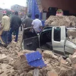 வெடித்துச் சிதறிய ஆட்டோ கண்ணாடி… பிரபல நடிகையின் முகம் கிழிந்தது