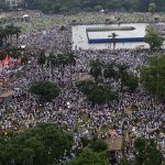 கடன் அழுத்தத்தால் குஜராத் தம்பதி 3 குழந்தைகளுடன் தற்கொலை