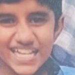 கெய்வ் மீதான ரஷ்ய தாக்குதலில் 31 பேர் பலி: உக்ரைனியர்கள் மலர் வைத்து மெழுகுவர்த்திகளை ஏற்றி இரங்கல்