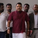 சிட்னி கடற்கரையில் சுறாவால் தாக்கப்பட்டு தந்தை மரணம்