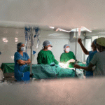 இந்தியாவில் மண்ணுக்குள் புதைந்த பேருந்து – தொடரும் மீட்புப் பணி – அதிகாரிகள் வெளியிட்ட தகவல்