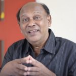 யாழில் காவல்துறையின் எச்சரிக்கையை மீறி பயணித்த உழவு இயந்திரத்தின் மீது துப்பாக்கிச் சூடு – இளைஞன் படுகாயம்