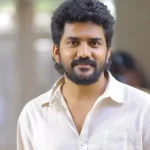 செக் குடியரசில் இரு ரயில்கள் மோதி விபத்து – ரயில் சேவை நிறுத்திவைப்பு!