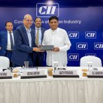 பொருளாதாரப் பேரழிவு உறுதி! வரியை இரத்து செய்தால் நாடு அழியும் – ட்ரம்ப் எச்சரிக்கை!