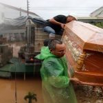 டைட்டானிக் விபத்துக்கு பிறகு மீட்கப்பட்ட கடிகாரம் – அதிக விலைக்கு விற்பனை!