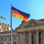 எம்.பிகளுக்கான வாகன அனுமதி சீட்டு நிறுத்தப்படுவது பழைய யோசனை!