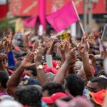 தனுஷ் உடன் அட்ஜஸ்ட்மெண்ட்… பகீர் கிளப்பிய சீரியல் நடிகை