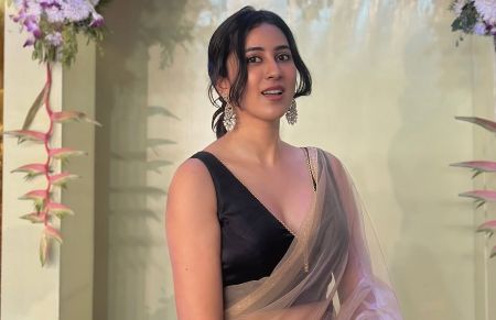 #AkshayaHariharan #அக்ஷயாஹரிஹரன் #TamilActress #Kollywood #Photoshoot #Trending #Beauty #TamilCinema #Akshaya #ViralPhotos