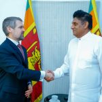 வெள்ளத்தால் வெளியில் வந்த ஆயுதங்கள்!