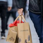 விவசாயிகளின் போராட்டத்திற்கு பணிந்தது பிரித்தானிய அரசு: பண்ணை வரி வரம்பில் அதிரடி மாற்றம்