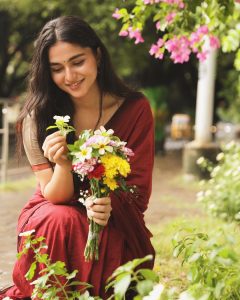 Actress Kayadu Lohar stunning viral photoshoot images.