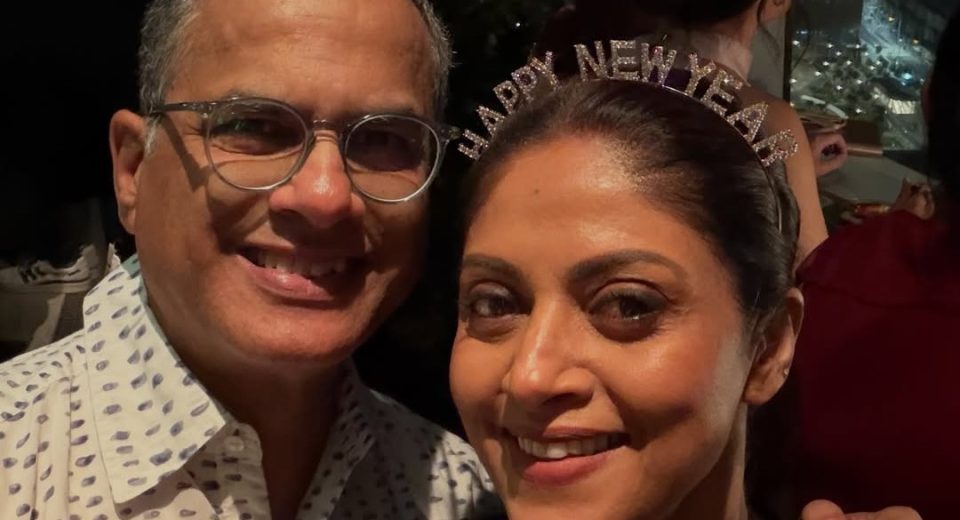 நதியா (Actress Nadiya), நதியா புத்தாண்டு கொண்டாட்டம் (Nadiya New Year celebration), நதியா லேட்டஸ்ட் போட்டோஸ் (Nadiya latest photos), சிட்னி புத்தாண்டு 2026 (Sydney New Year 2026), சினிமா செய்திகள் (Cinema news Tamil)