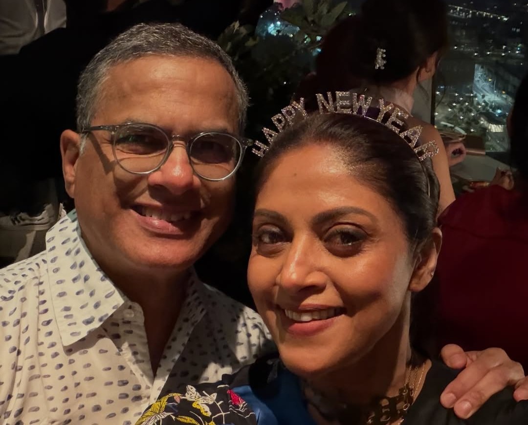 நதியா (Actress Nadiya), நதியா புத்தாண்டு கொண்டாட்டம் (Nadiya New Year celebration), நதியா லேட்டஸ்ட் போட்டோஸ் (Nadiya latest photos), சிட்னி புத்தாண்டு 2026 (Sydney New Year 2026), சினிமா செய்திகள் (Cinema news Tamil)