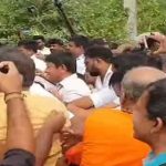 பிரான்ஸ் ஜனாதிபதியின் இல்லத்தில் கைவரிசையை காட்டிய பணிப்பெண்!