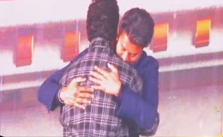 #Vijay #Atlee #JanaNayagan #JanaNayaganAudioLaunch #Malaysia #ThalapathyVijay #AtleeEmotional #ViralVideo #KollywoodNews