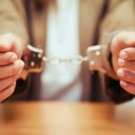 இலங்கையர்களுக்காக களத்தில் இறங்கி வெளிநாட்டு சுற்றுலாப் பயணிகள்!