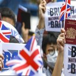 ஹீத்ரோ விமான நிலையத்தில் கடவுச்சீட்டின்றி விமானத்தில் ஏறிய பயணியால் சர்ச்சை!