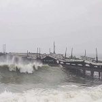 ஆஷஸ் தொடர் – முதல் நாள் முடிவில் 325 ஓட்டங்கள் குவித்த இங்கிலாந்து அணி