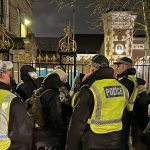 கத்தோலிக்க பாதிரியார் மீது தாக்குதல் ; 6 பொலிஸ் அதிகாரிகள் கைது