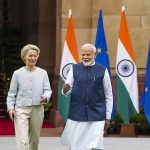 சீனா பறக்கிறார் பிரிட்டன் பிரதமர்! புருவத்தை உயர்த்துகிறது ட்ரம்ப் நிர்வாகம்!!