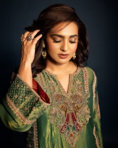 #ParvathyThiruvothu #Actress #SouthIndianCinema #IndianCinema #Cinema #Celebrity #FilmIndustry #Acting #Movies