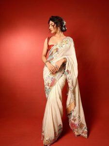 #Sreeleela #SreeleelaDance #Parasakthi #Sivakarthikeyan #SouthIndianActress #TrendingNow #Bebamma #SreeleelaGallery