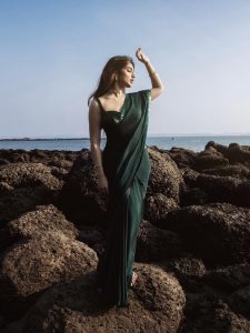 #Sreeleela #SreeleelaDance #Parasakthi #Sivakarthikeyan #SouthIndianActress #TrendingNow #Bebamma #SreeleelaGallery