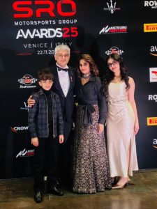 #AnoushkaAjith #AadvikAjith #KuttyThala #AjithShalini #FamilyGoals #CoupleGoals #AjithFans #Cinemaupdates