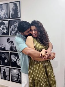 #PriyaBhavaniShankar #PBS #RomanticPhotos #KollywoodCouples #PriyaBhavaniShankarBoyfriend #LoveInTheAir #ViralPhotos