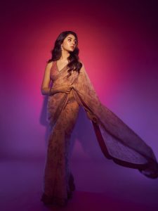 #KrithiShetty #Uppena #VaaVaathiyaar #ARM #SouthIndianActress #Tollywood #Kollywood #KrithiShettyFans #TrendingPhotos