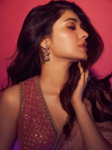 #KrithiShetty #Uppena #VaaVaathiyaar #ARM #SouthIndianActress #Tollywood #Kollywood #KrithiShettyFans #TrendingPhotos